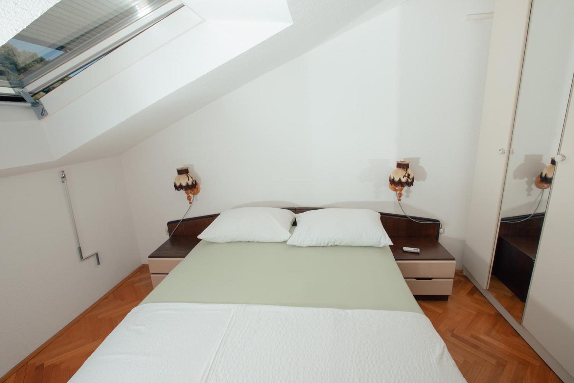 Apartmani Miljak 오미스 외부 사진