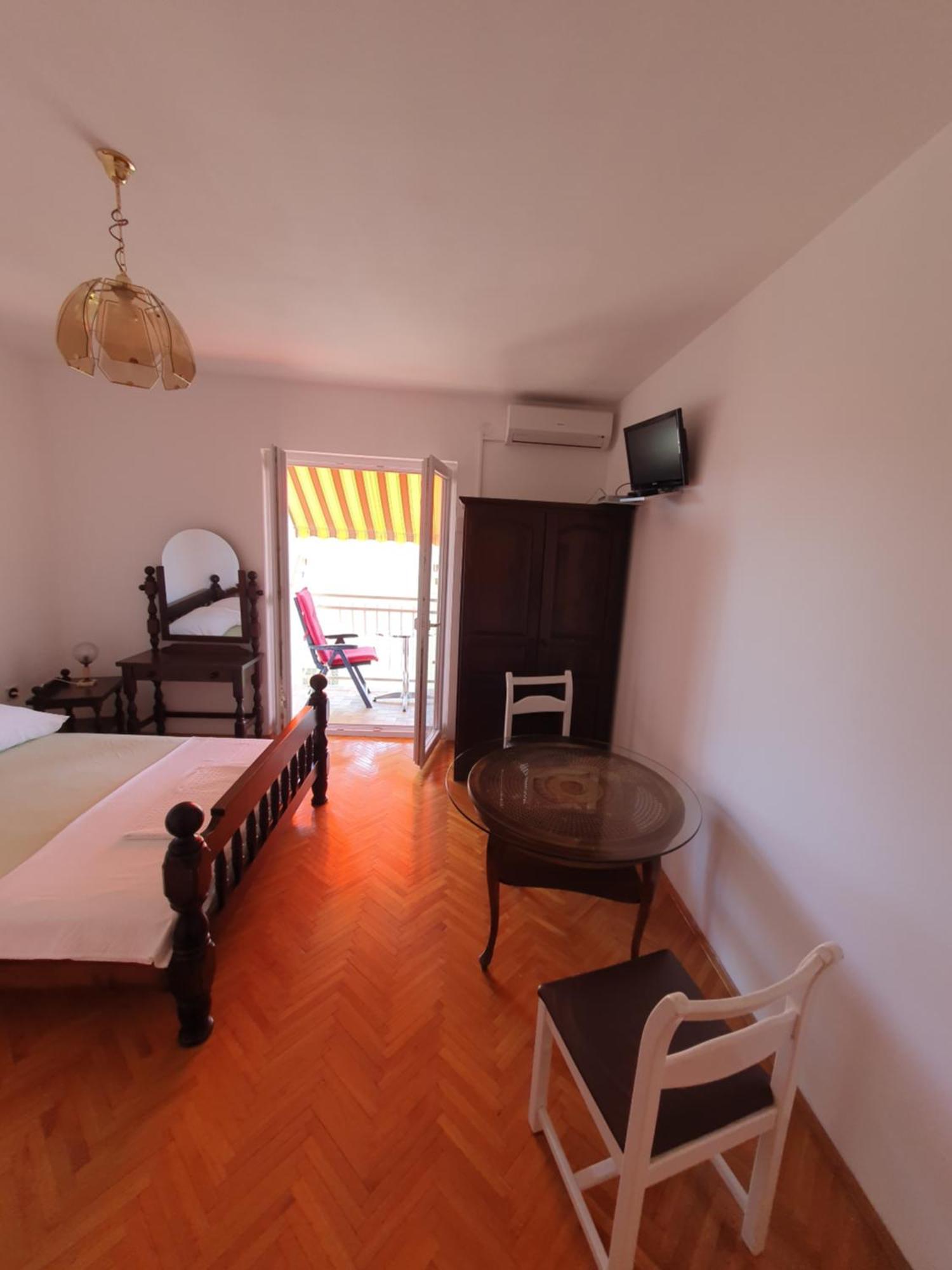 Apartmani Miljak 오미스 외부 사진