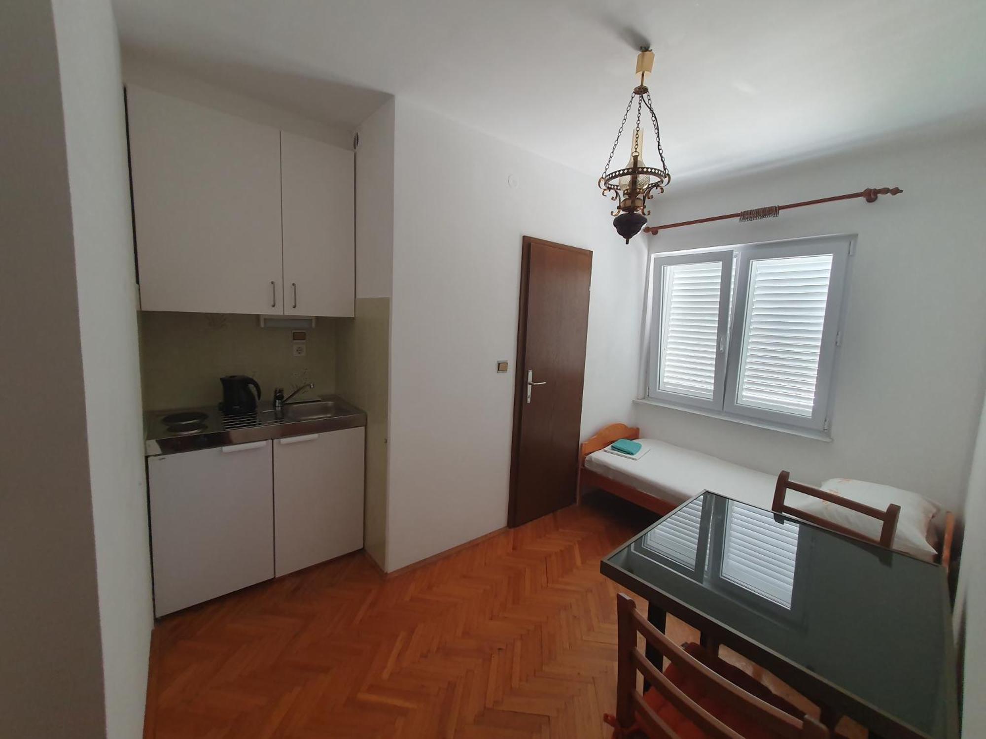 Apartmani Miljak 오미스 외부 사진