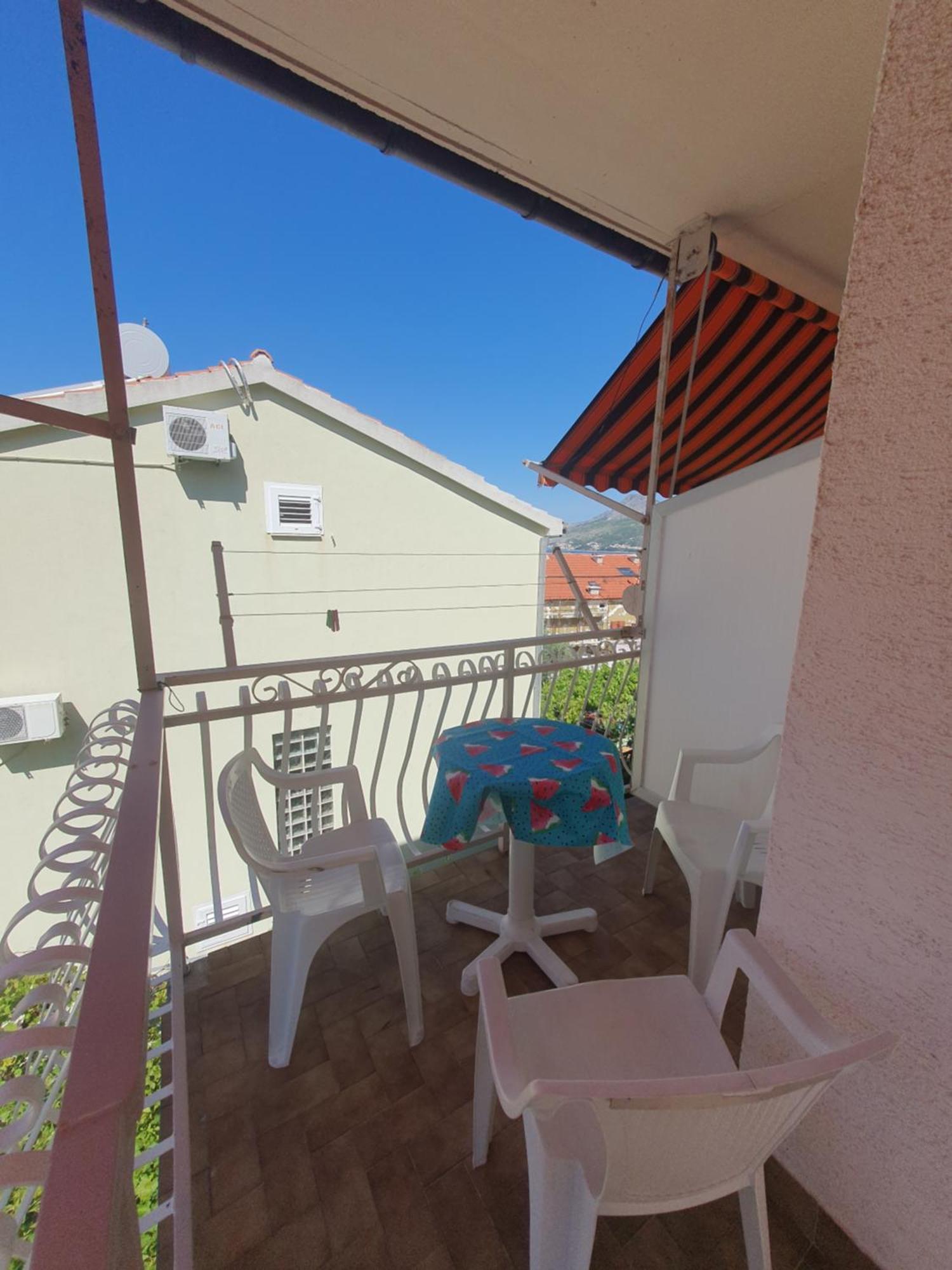 Apartmani Miljak 오미스 객실 사진